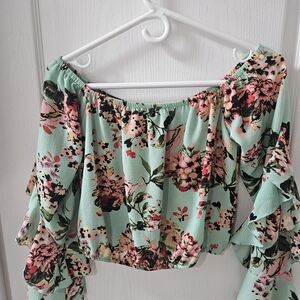 Floral Off-Shoulder  Crop Top - Mint Green